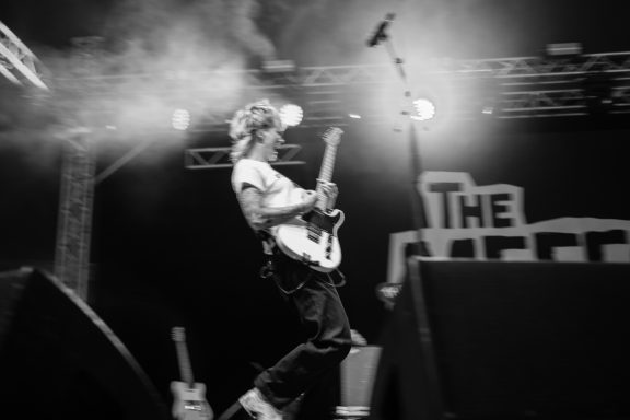The Meffs, Download